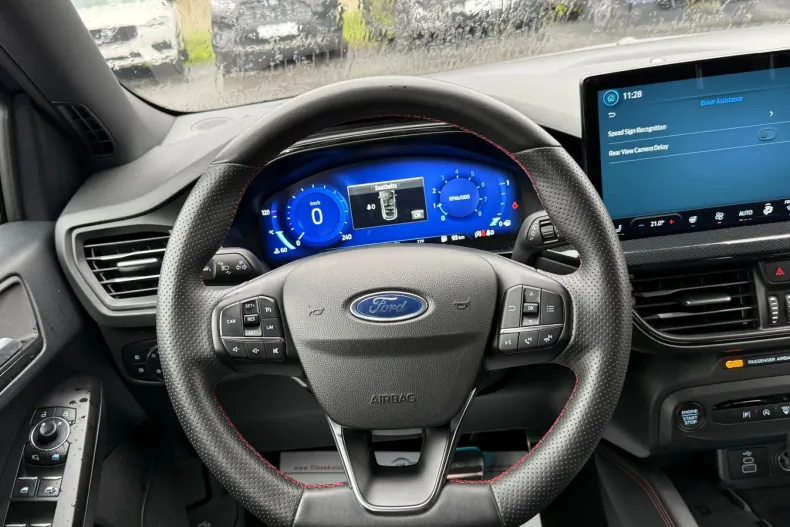 Ford Focus din 2024 cu 38.653 km - oferta FOR137756 - foto 6