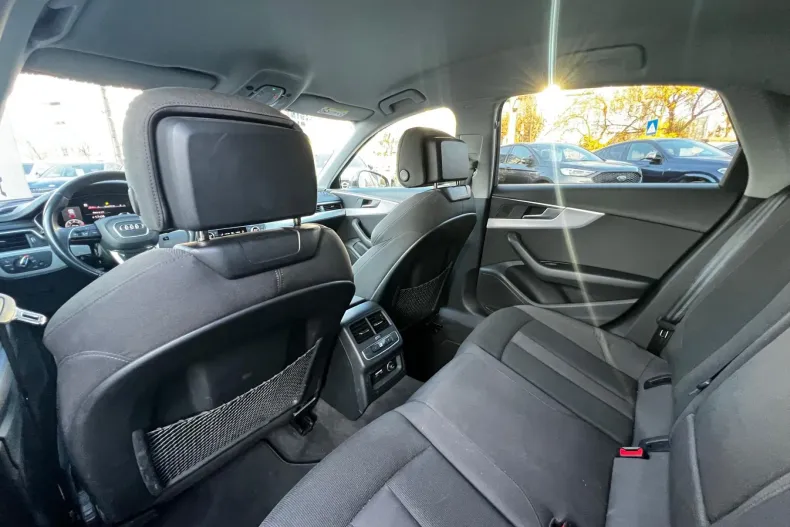 Audi A4 din 2022 cu 155.000 km - oferta AUD137761 - foto 13