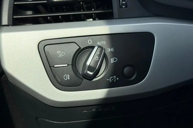 Audi A4 din 2024 cu 58.603 km - oferta AUD137765 - foto 30