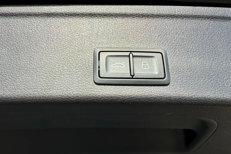 Audi A4 din 2024 cu 58.603 km - oferta AUD137765 - foto 35