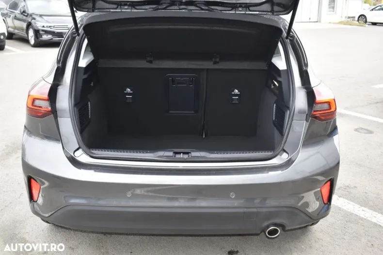 Ford Focus din 2025 cu 1 km - oferta FOR137774 - foto 12