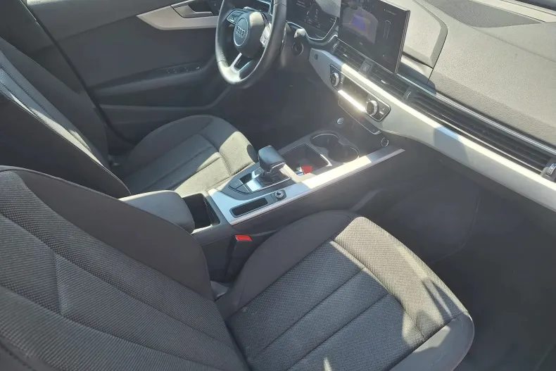 Audi A4 din 2021 cu 38.392 km - oferta AUD137786 - foto 15