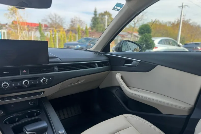 Audi A4 din 2022 cu 44.000 km - oferta AUD137790 - foto 23