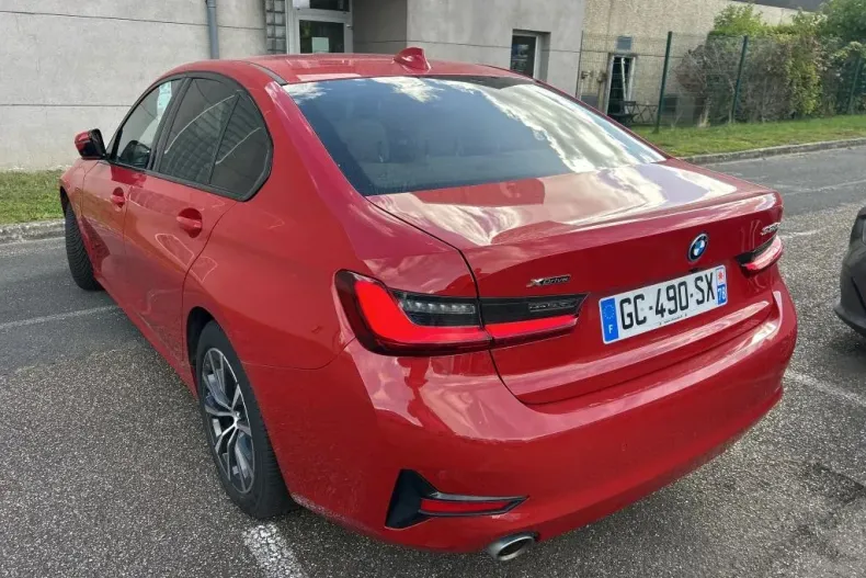 BMW Seria 3 din 2022 cu 52.000 km - oferta BMW137832 - foto 4