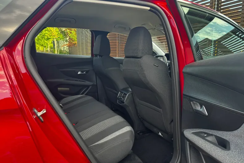 Peugeot 3008 din 2021 cu 122.000 km - oferta PEU137833 - foto 20