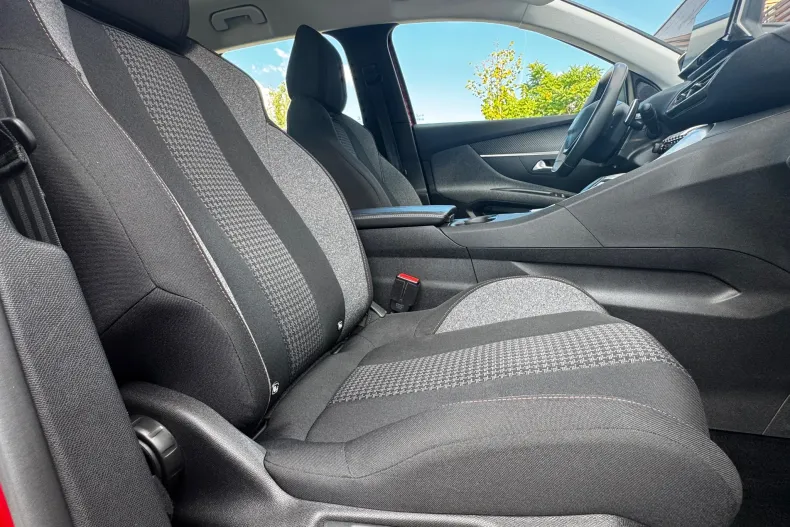 Peugeot 3008 din 2021 cu 122.000 km - oferta PEU137833 - foto 23