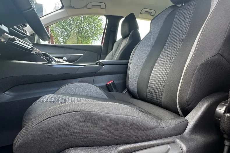 Peugeot 3008 din 2021 cu 122.000 km - oferta PEU137833 - foto 25