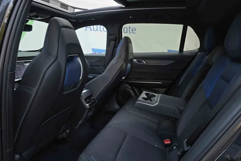 Lynk&Co 01 din 2024 cu 56 km - oferta LYN137845 - foto 15