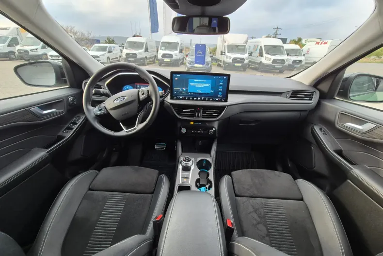 Ford Kuga din 2024 cu 26.217 km - oferta FOR137874 - foto 12