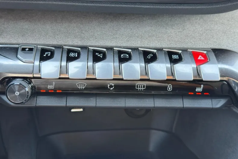 Peugeot 3008 din 2021 cu 122.704 km - oferta PEU137881 - foto 18