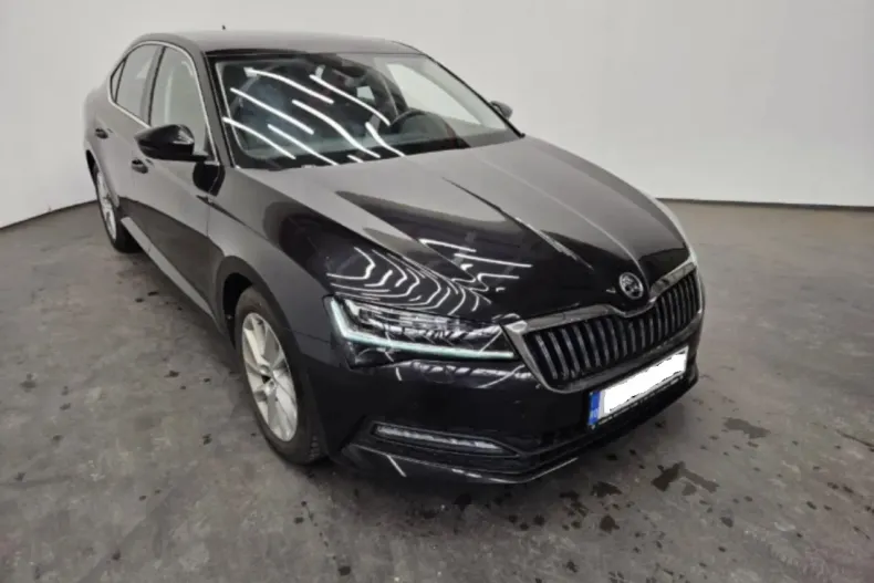 Skoda Superb din 2021 cu 65.000 km - oferta SKO137923 - foto 2