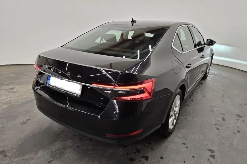 Skoda Superb din 2021 cu 65.000 km - oferta SKO137923 - foto 3