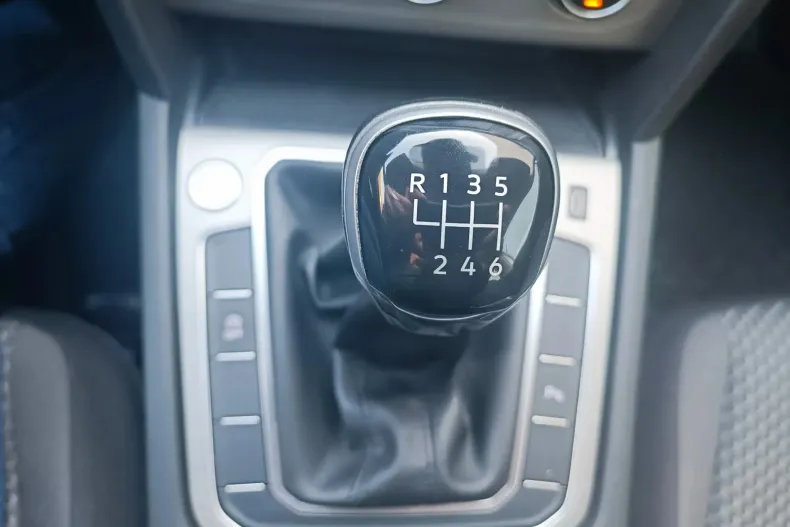 Volkswagen Passat din 2020 cu 90.000 km - oferta VOL137924 - foto 13