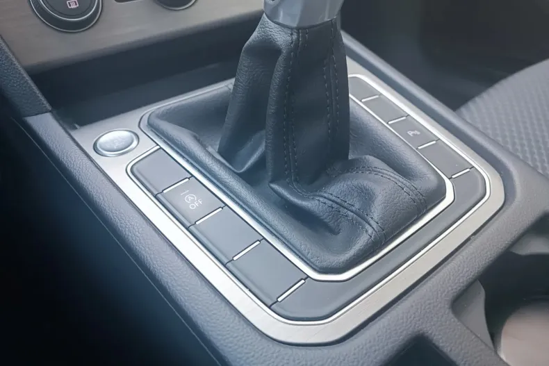 Volkswagen Passat din 2020 cu 90.000 km - oferta VOL137924 - foto 14