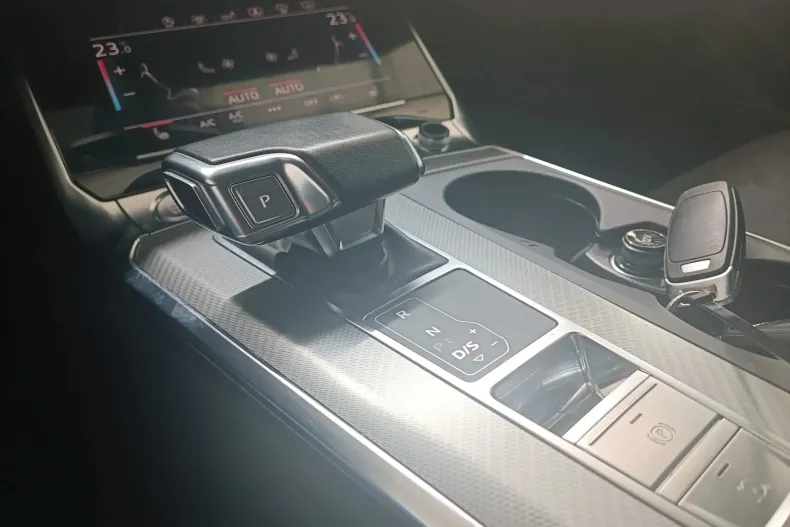 Audi A6 din 2019 cu 50.000 km - oferta AUD137926 - foto 24