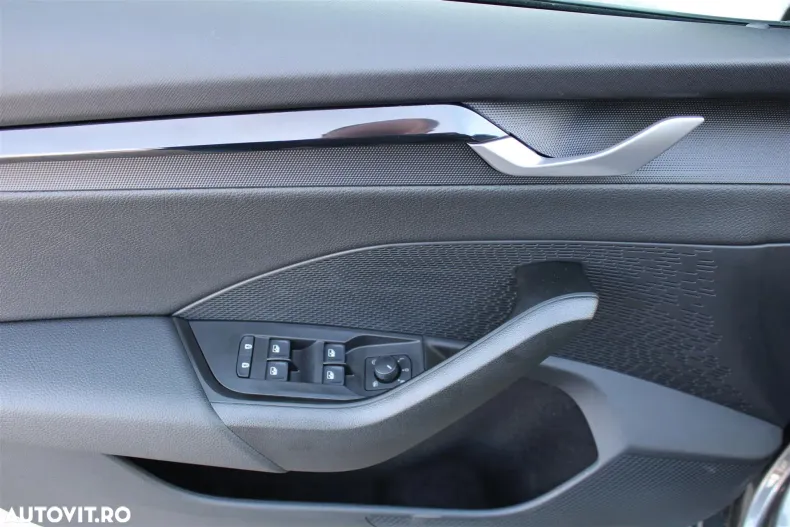 Skoda Octavia din 2025 cu 6 km - oferta SKO137929 - foto 9