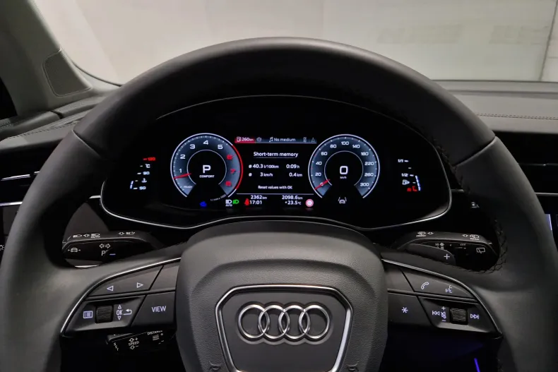 Audi Q7 din 2024 cu 5.000 km - oferta AUD137935 - foto 17