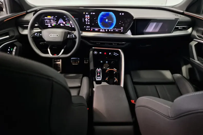 Audi Q5 din 2025 cu 5.000 km - oferta AUD137936 - foto 13