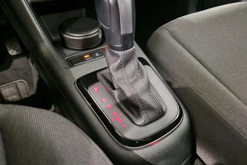 Volkswagen up! din 2022 cu 53.526 km - oferta VOL137938 - foto 16