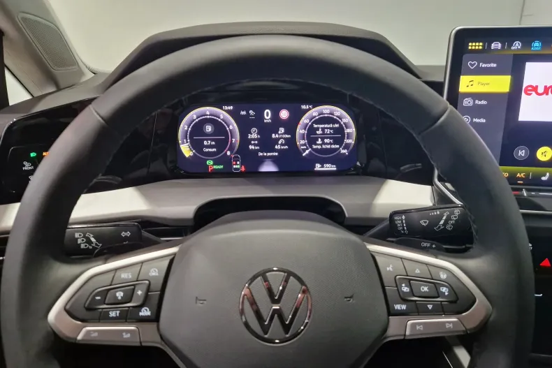 Volkswagen Golf din 2025 cu 5.000 km - oferta VOL137940 - foto 16