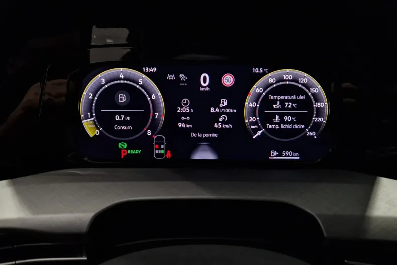 Volkswagen Golf din 2025 cu 5.000 km - oferta VOL137940 - foto 17