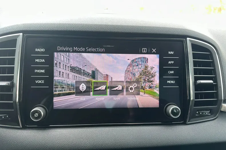 Skoda Karoq din 2021 cu 85.433 km - oferta SKO137942 - foto 22