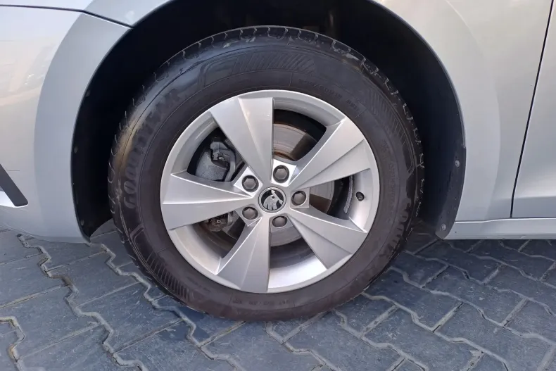 Skoda Octavia din 2021 cu 125.078 km - oferta SKO137945 - foto 4