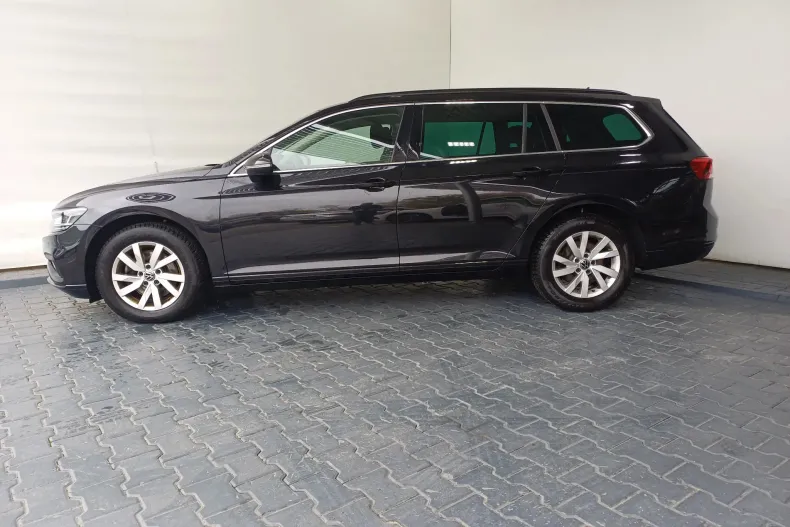 Volkswagen Passat din 2022 cu 116.647 km - oferta VOL137946 - foto 2