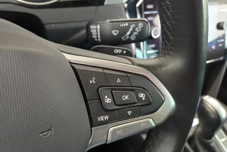 Volkswagen Passat din 2022 cu 116.647 km - oferta VOL137946 - foto 12