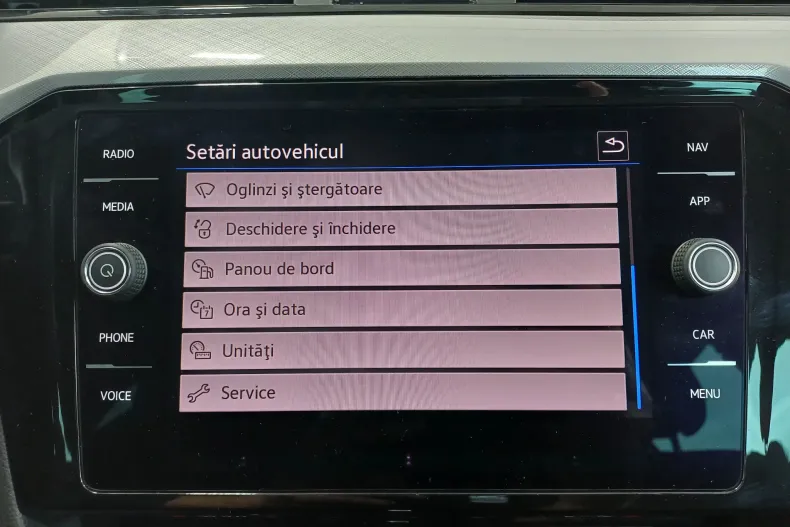 Volkswagen Passat din 2022 cu 116.647 km - oferta VOL137946 - foto 19