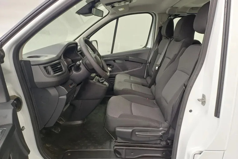 Renault Trafic din 2024 cu 13.111 km - oferta REN137947 - foto 5