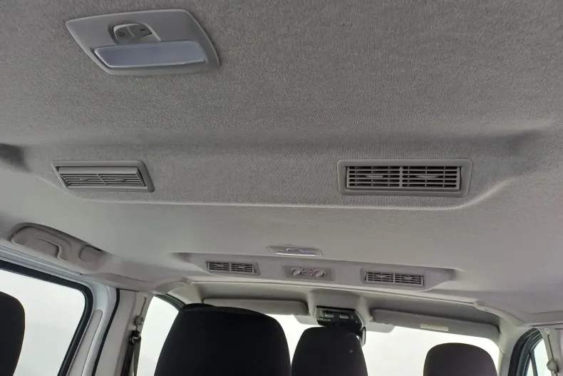 Renault Trafic din 2024 cu 13.111 km - oferta REN137947 - foto 23