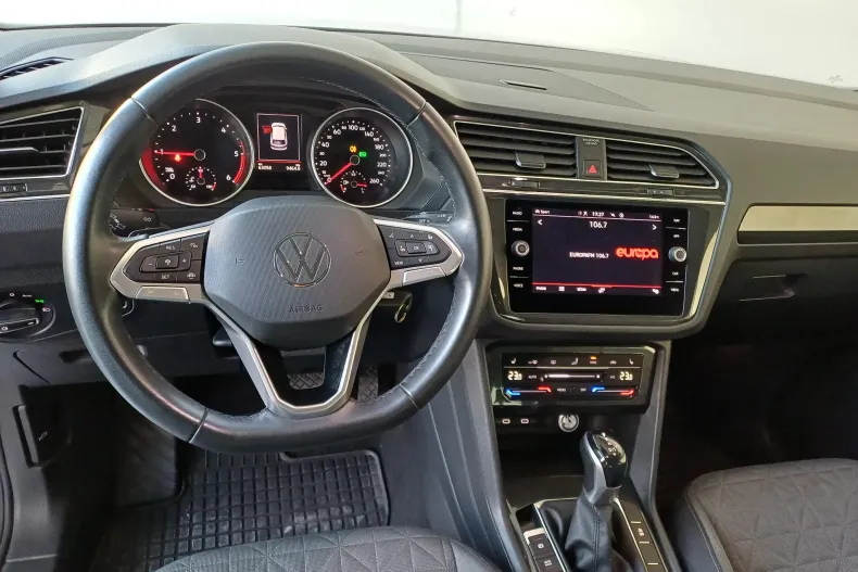 Volkswagen Tiguan din 2023 cu 63.300 km - oferta VOL137949 - foto 6