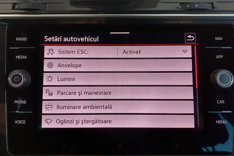 Volkswagen Tiguan din 2023 cu 63.300 km - oferta VOL137949 - foto 18