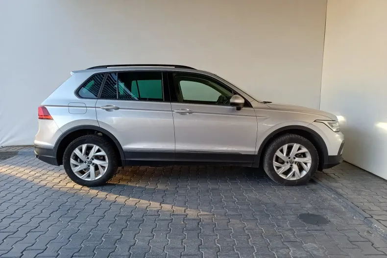 Volkswagen Tiguan din 2023 cu 63.300 km - oferta VOL137949 - foto 36
