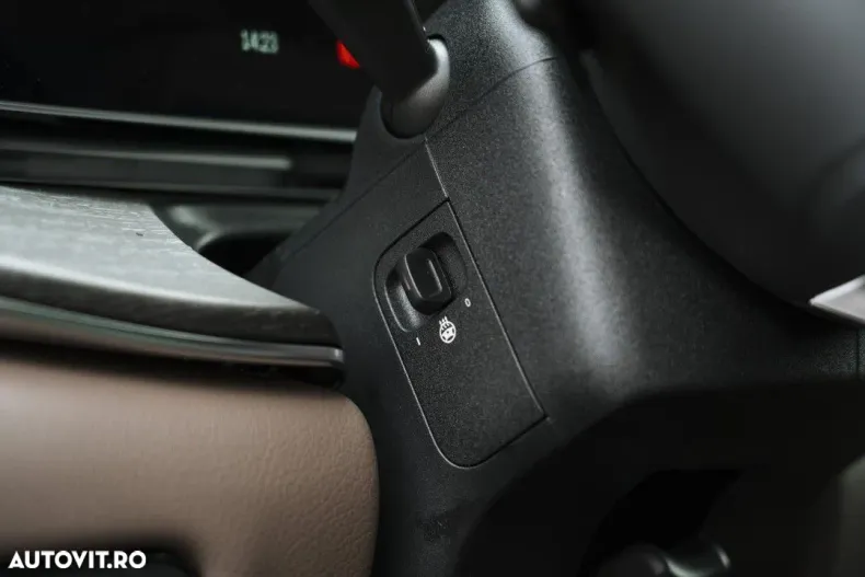 Mercedes-Benz V din 2025 cu 1 km - oferta MER137960 - foto 29