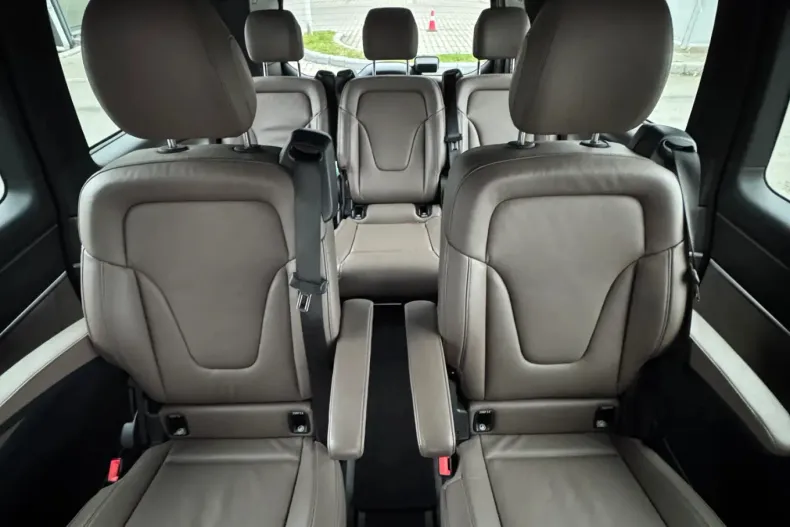 Mercedes-Benz V din 2024 cu 29.900 km - oferta MER137968 - foto 12