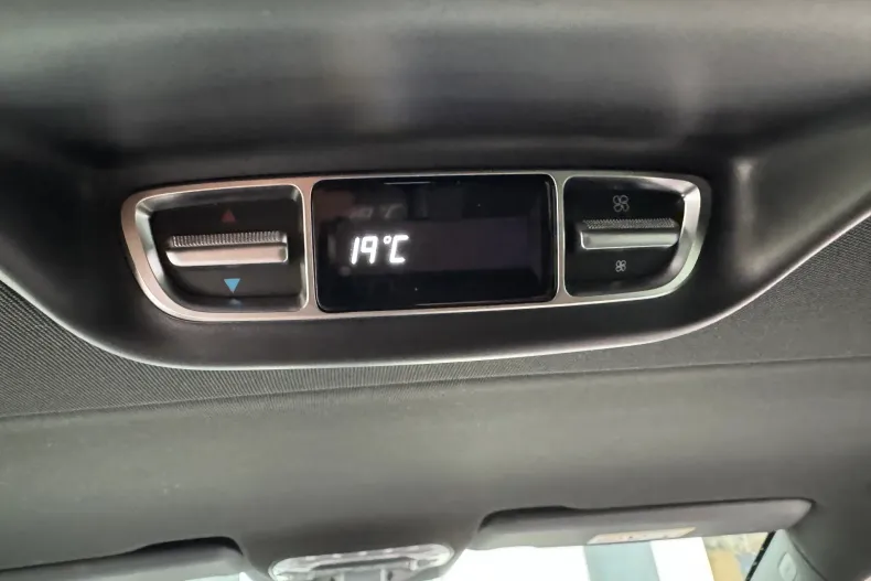 Mercedes-Benz V din 2024 cu 29.900 km - oferta MER137968 - foto 25