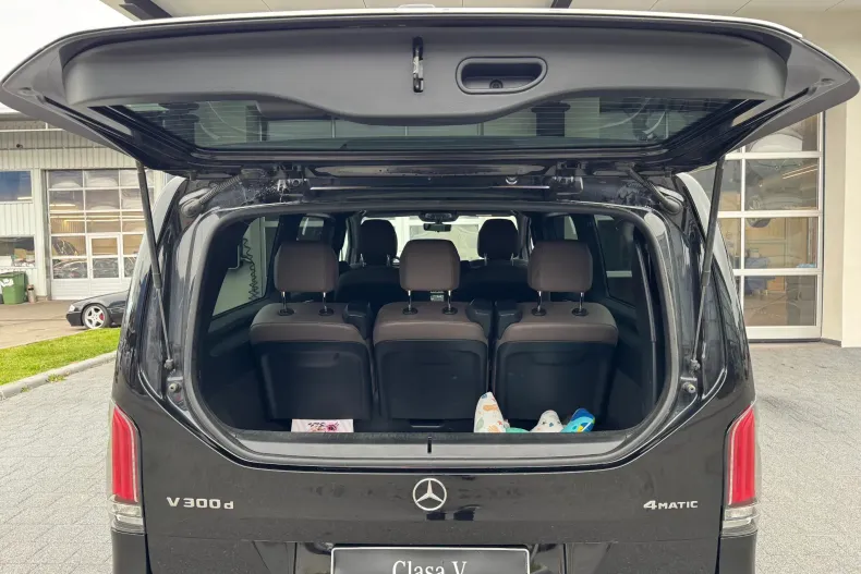 Mercedes-Benz V din 2024 cu 29.900 km - oferta MER137968 - foto 32