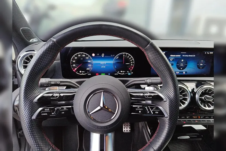 Mercedes-Benz A din 2024 cu 19.000 km - oferta MER137969 - foto 11