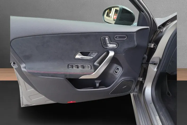 Mercedes-Benz A din 2024 cu 19.000 km - oferta MER137969 - foto 18