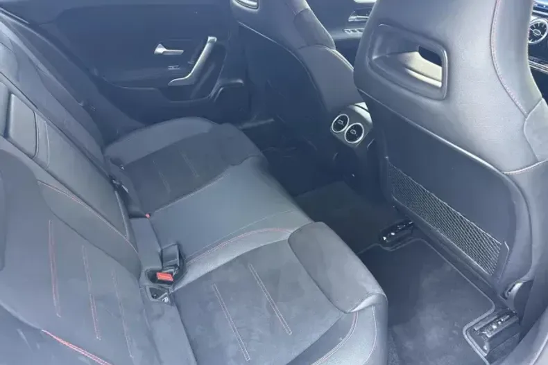 Mercedes-Benz A din 2024 cu 18.401 km - oferta MER137973 - foto 14