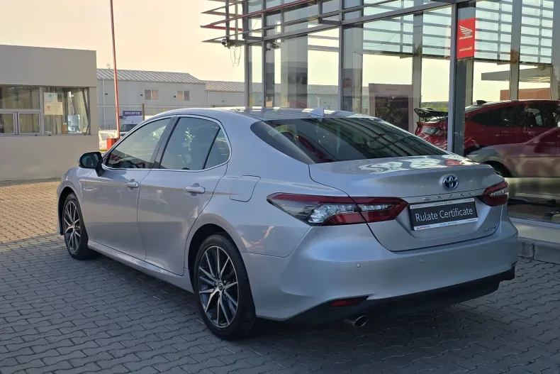 Toyota Camry din 2022 cu 41.872 km - oferta TOY137985 - foto 5