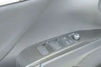 Toyota Camry din 2022 cu 41.872 km - oferta TOY137985 - foto 9