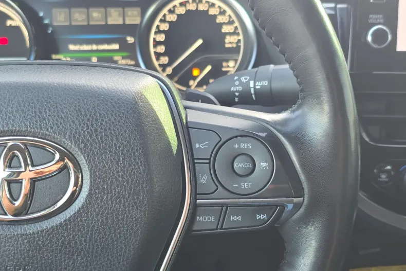 Toyota Camry din 2022 cu 41.872 km - oferta TOY137985 - foto 15