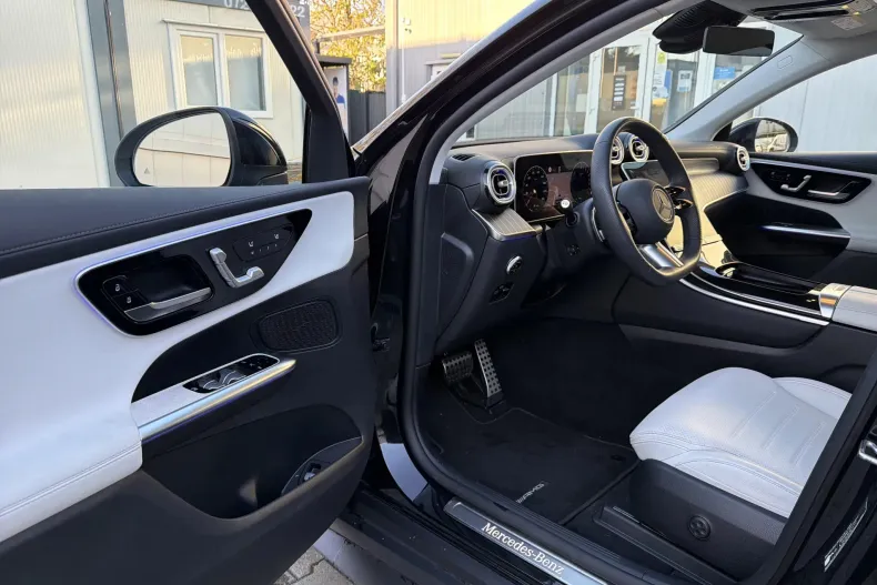 Mercedes-Benz GLC Coupe din 2024 cu 26.800 km - oferta MER137988 - foto 9