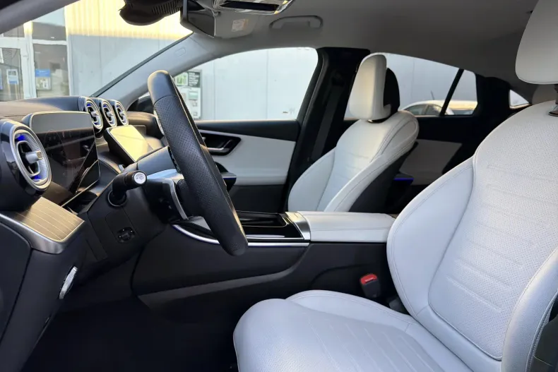 Mercedes-Benz GLC Coupe din 2024 cu 26.800 km - oferta MER137988 - foto 10