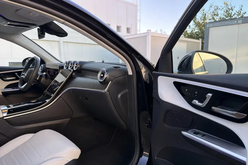 Mercedes-Benz GLC Coupe din 2024 cu 26.800 km - oferta MER137988 - foto 21