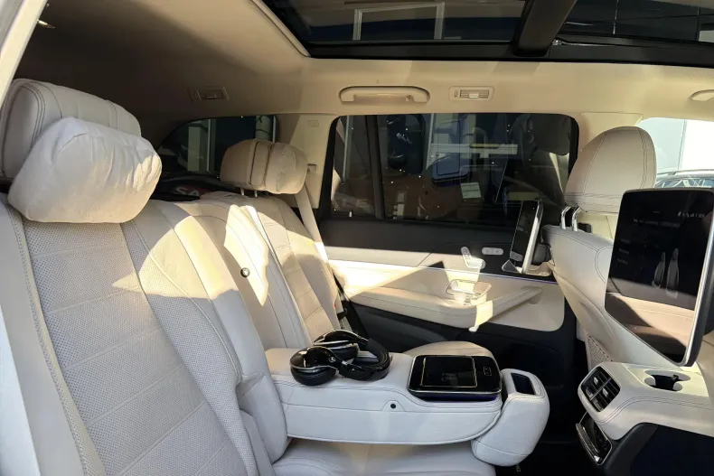 Mercedes-Benz GLS din 2024 cu 25.000 km - oferta MER137990 - foto 19