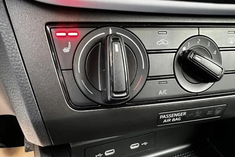 Seat Arona din 2024 cu 13.100 km - oferta SEA138028 - foto 21